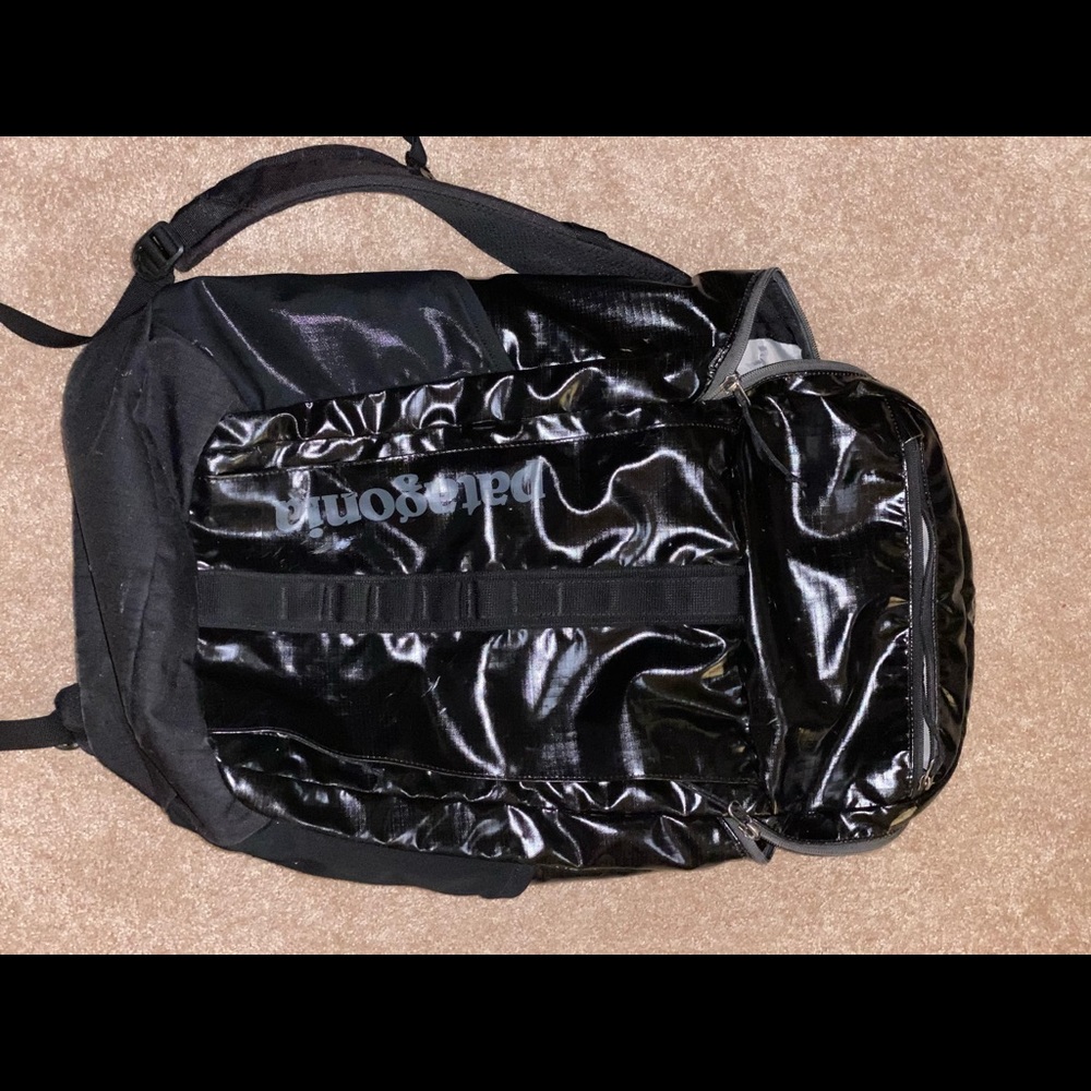 Patagonia Black Hole Backpack 25L - Black